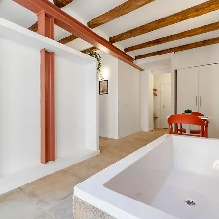 Port Apartsuite Bath Experience Appartamento Tarragona