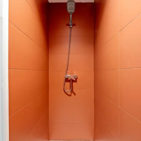 Appartamento Port Apartsuite Bath Experience Tarragona