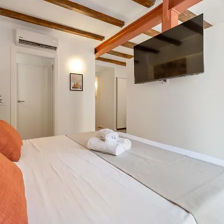 Port Apartsuite Bath Experience *