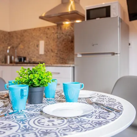 2 En La Muralla Romana Junto A La Catedral Apartment *
